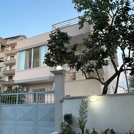 Guest House Sala Durrës Exteriér fotografie