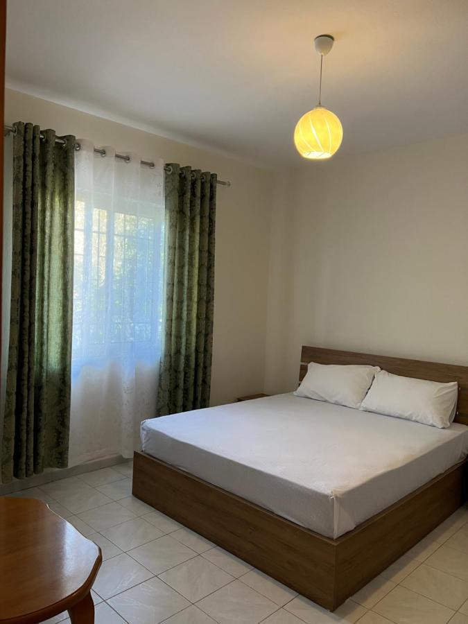 Guest House Sala Durrës Exteriér fotografie